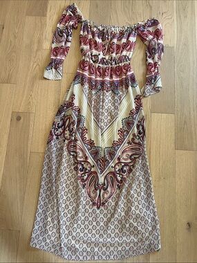 Love Reign. Womens XS dress